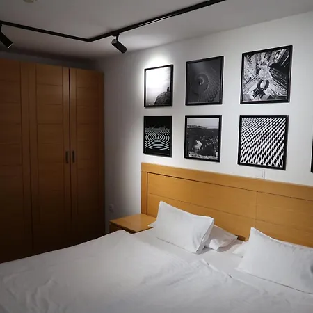 105 - Vucko Private Host