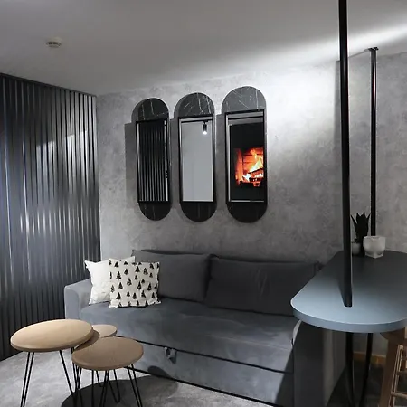 105 - Vucko Private Host 4*